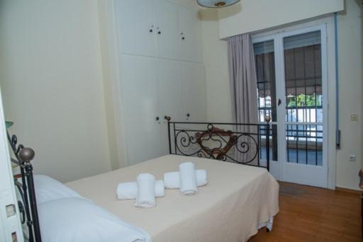 Theodore'S Maisonette Next To The Metro Station Athene Buitenkant foto